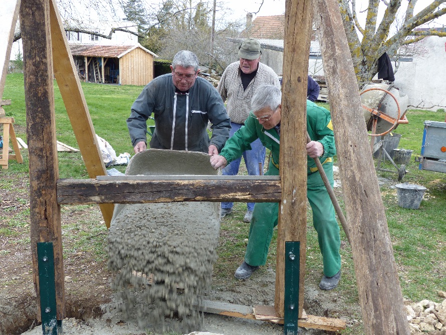 Scellement des pieds en fer